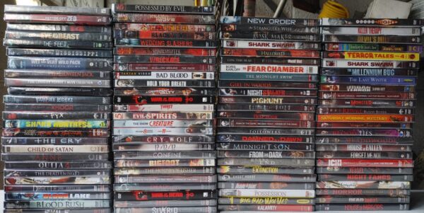 100 Brand new horror DVDs sealed (LOT 09) Ships free to lower 48 states